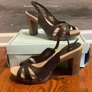 Mia girl heeled sandals. Women’s size 8